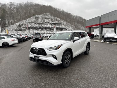 2026 Toyota Highlander Hybrid XLE