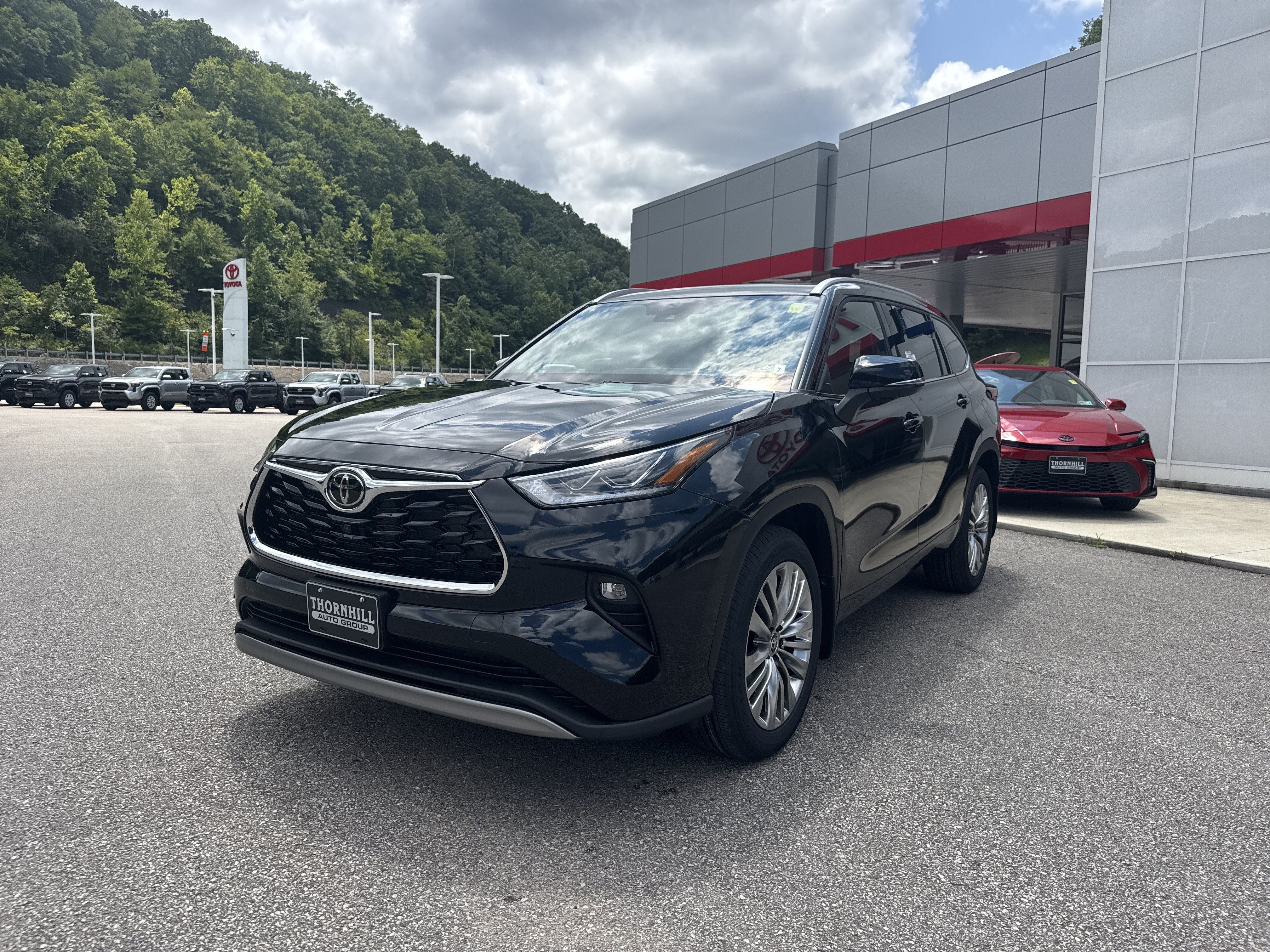 2026 Toyota Highlander Platinum