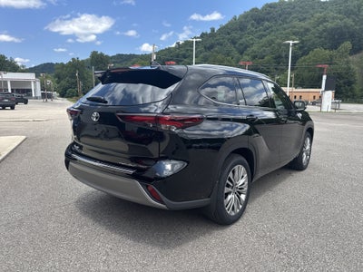 2026 Toyota Highlander Platinum