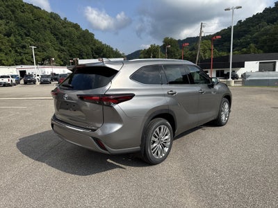 2026 Toyota Highlander Platinum