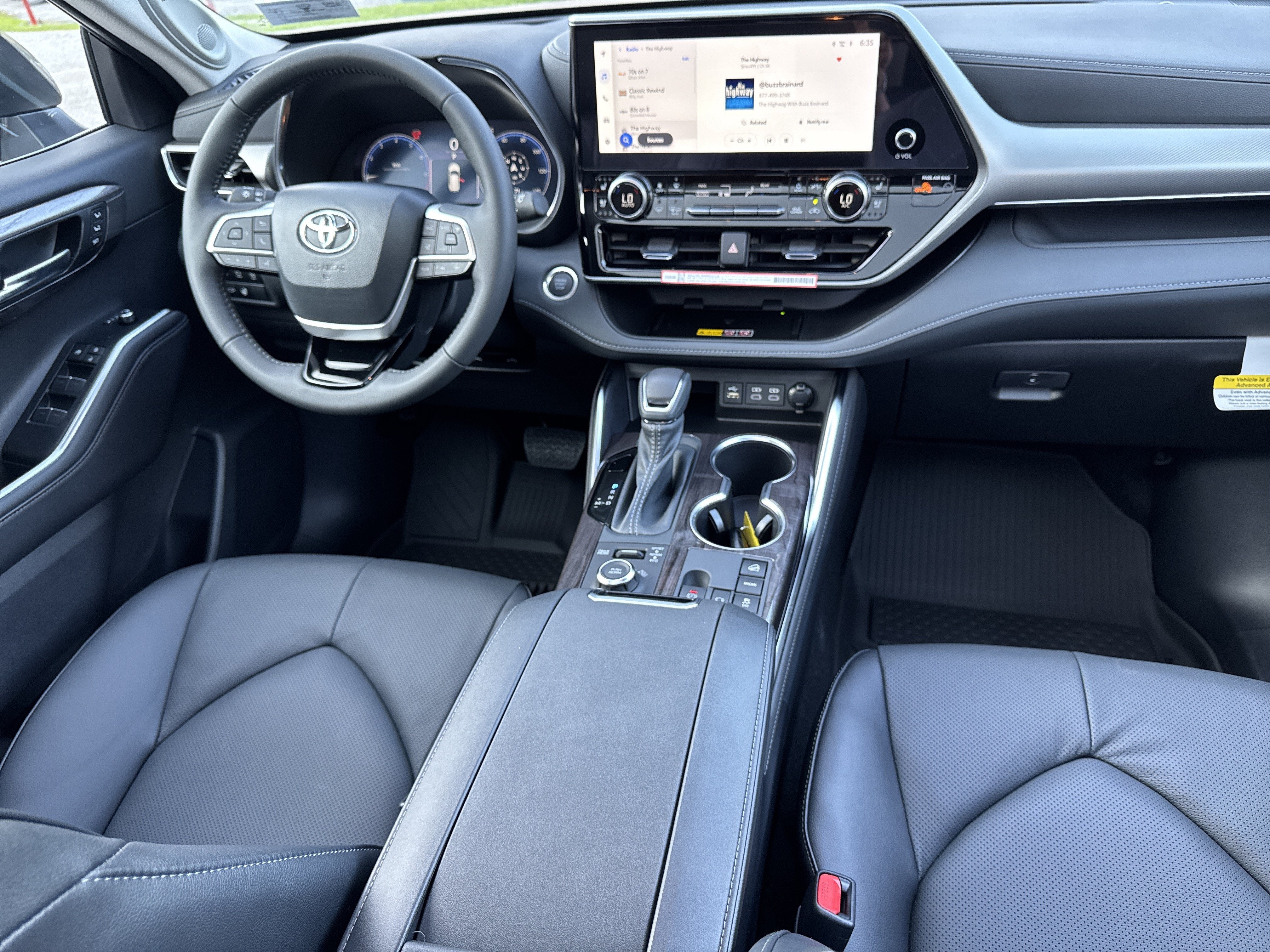 2026 Toyota Highlander Platinum