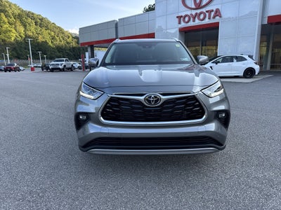 2026 Toyota Highlander Platinum