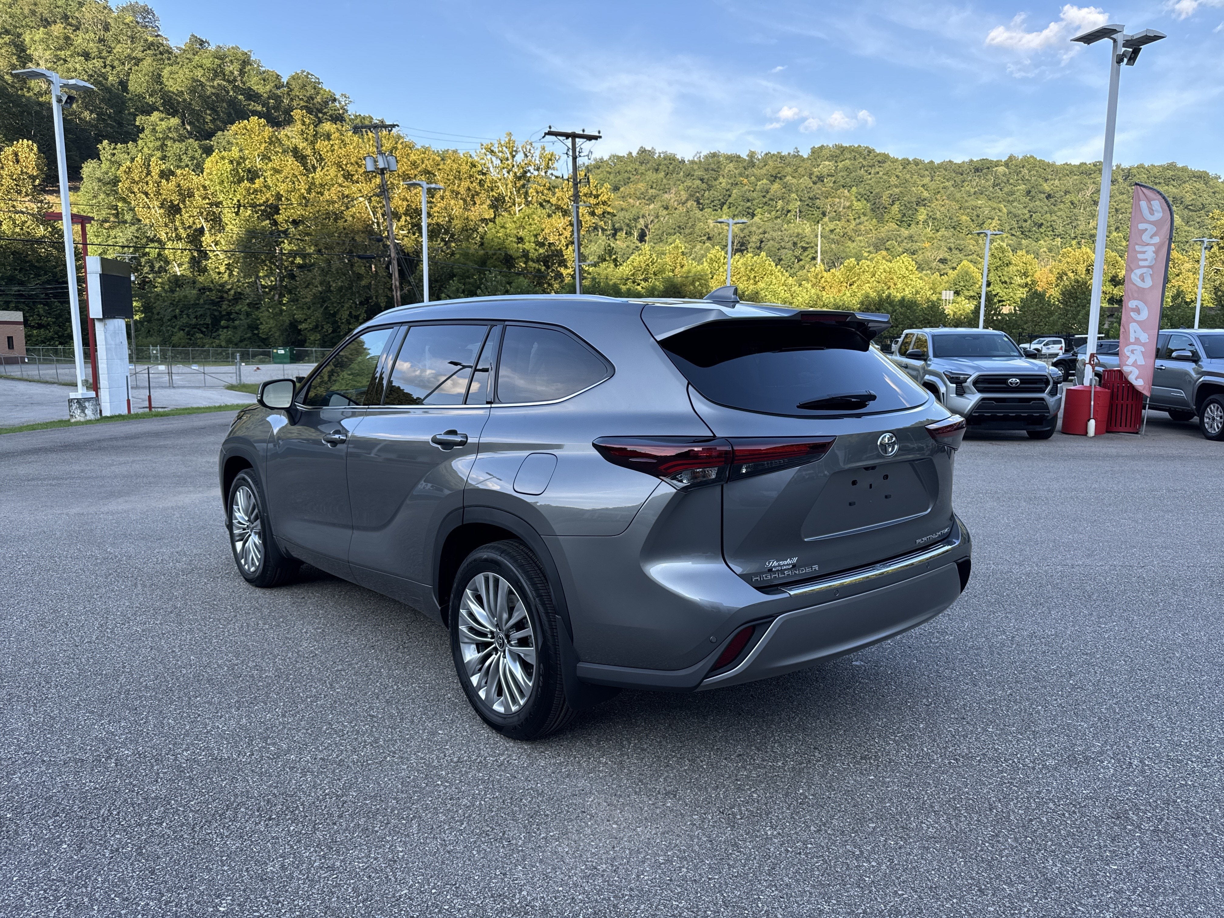 2026 Toyota Highlander Platinum