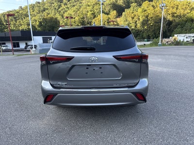 2026 Toyota Highlander Platinum