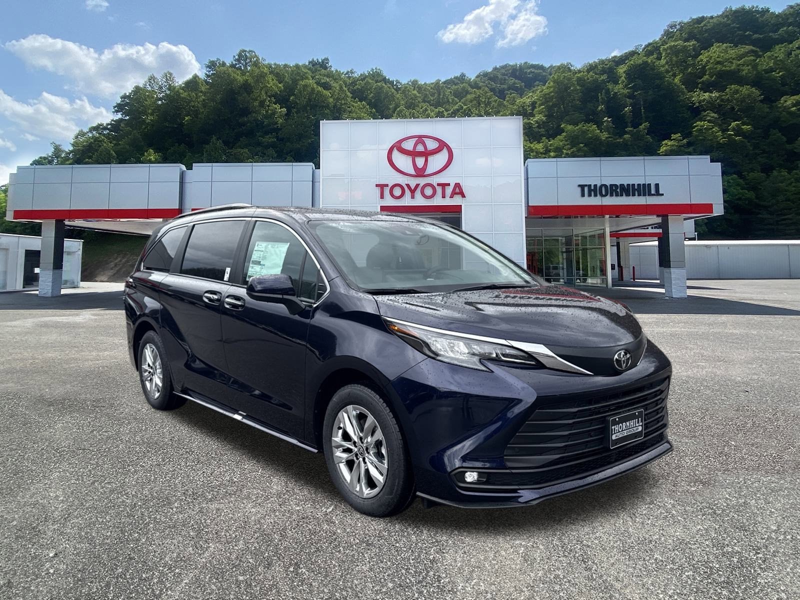2026 Toyota Sienna XLE