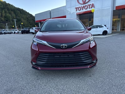 2026 Toyota Sienna XLE