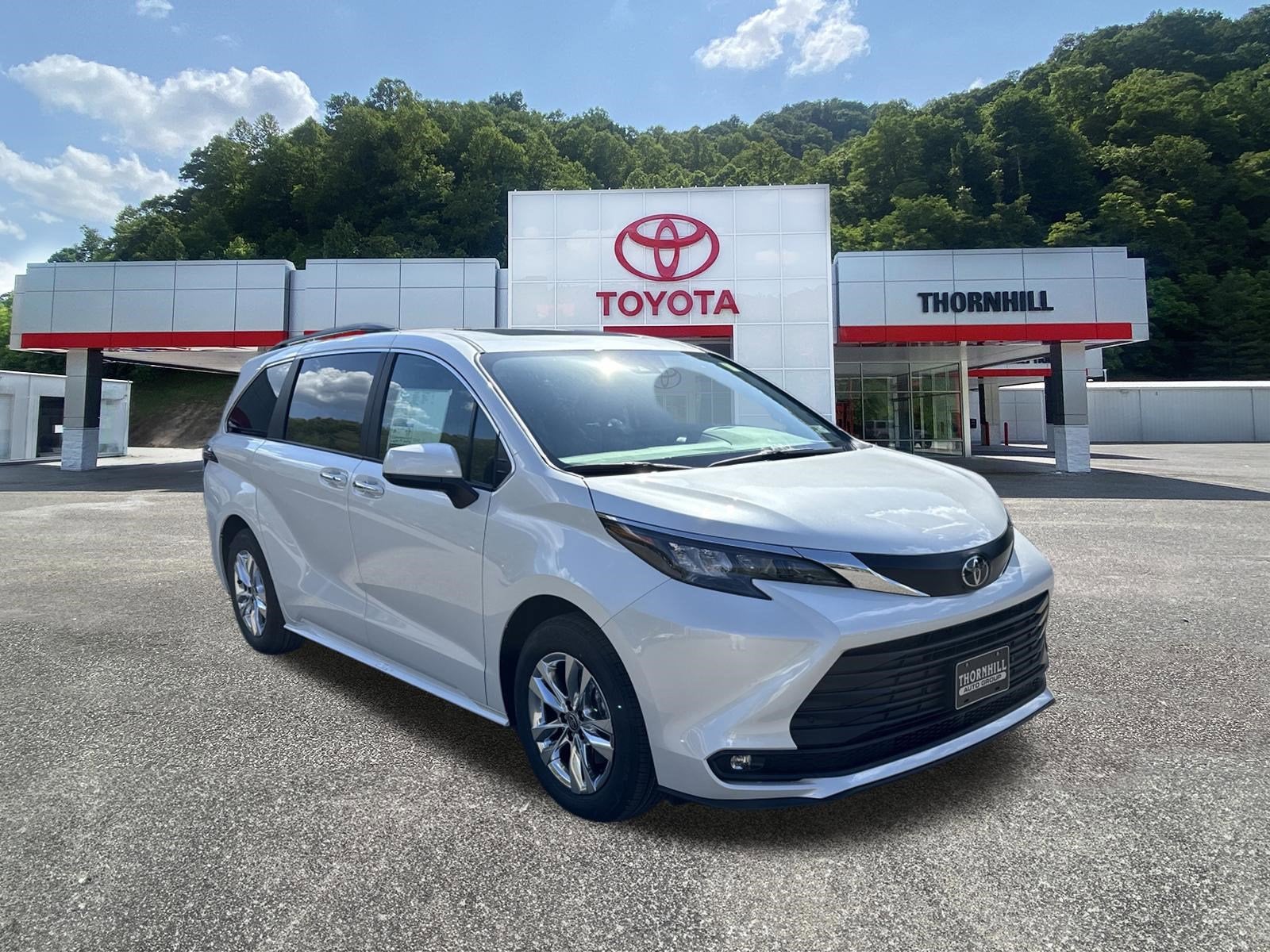 2026 Toyota Sienna XLE