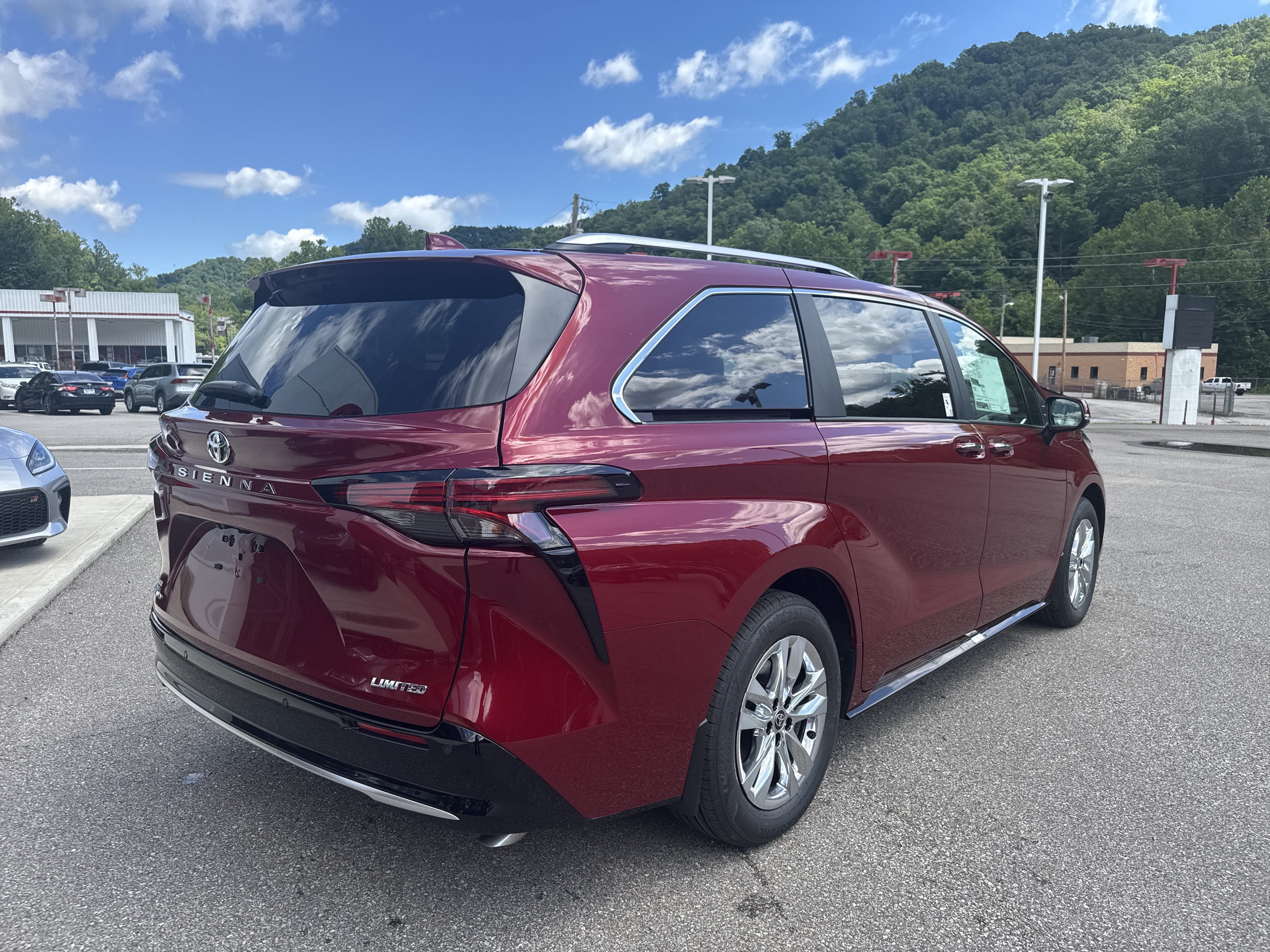 2026 Toyota Sienna Limited