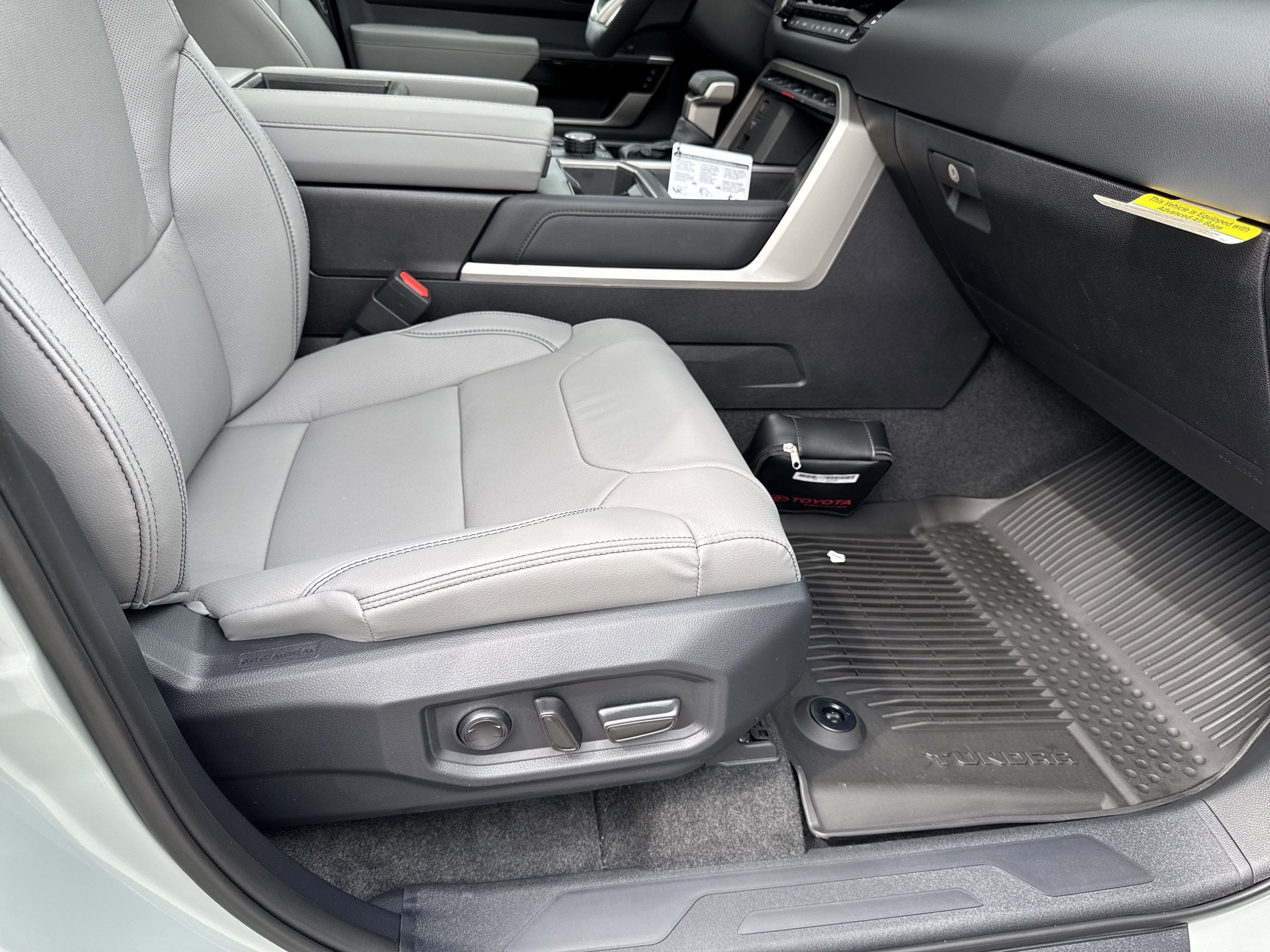 2026 Toyota Tundra i-FORCE MAX Tundra Limited