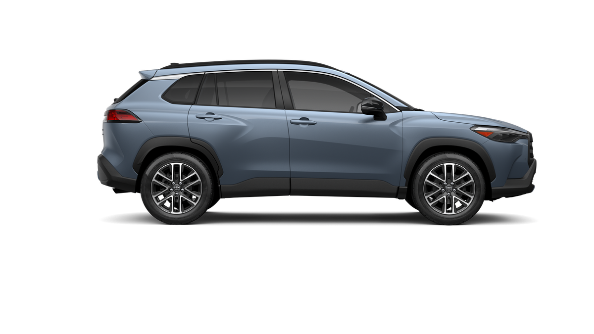 2026 Toyota Corolla Cross XLE - Photo 12