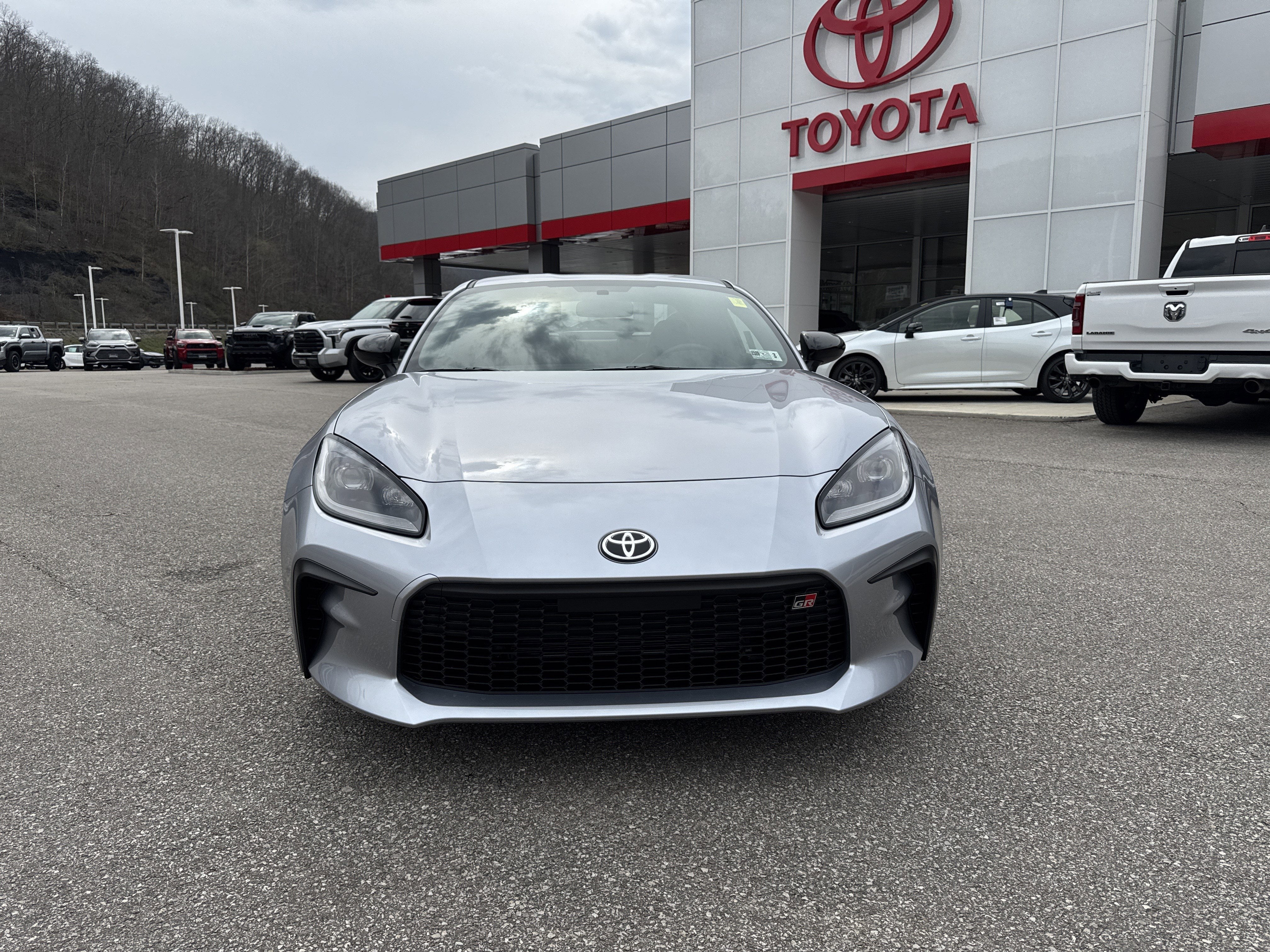 2026 Toyota GR86 Premium AT