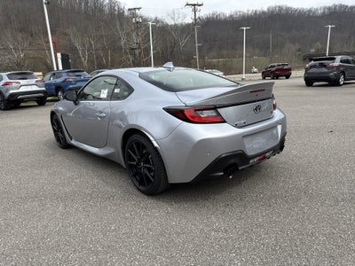 2026 Toyota GR86 Premium AT