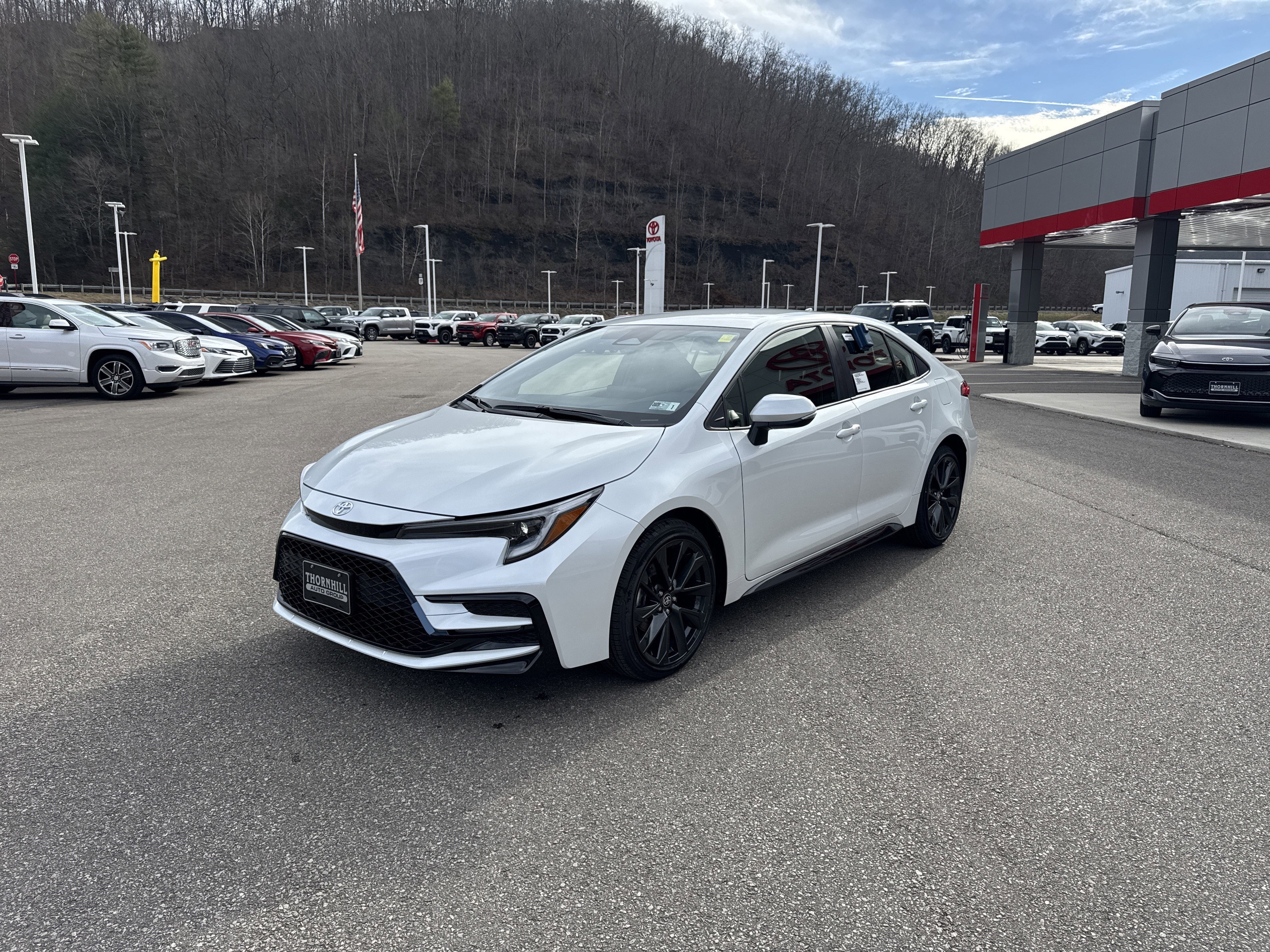 2026 Toyota Corolla Hybrid SE