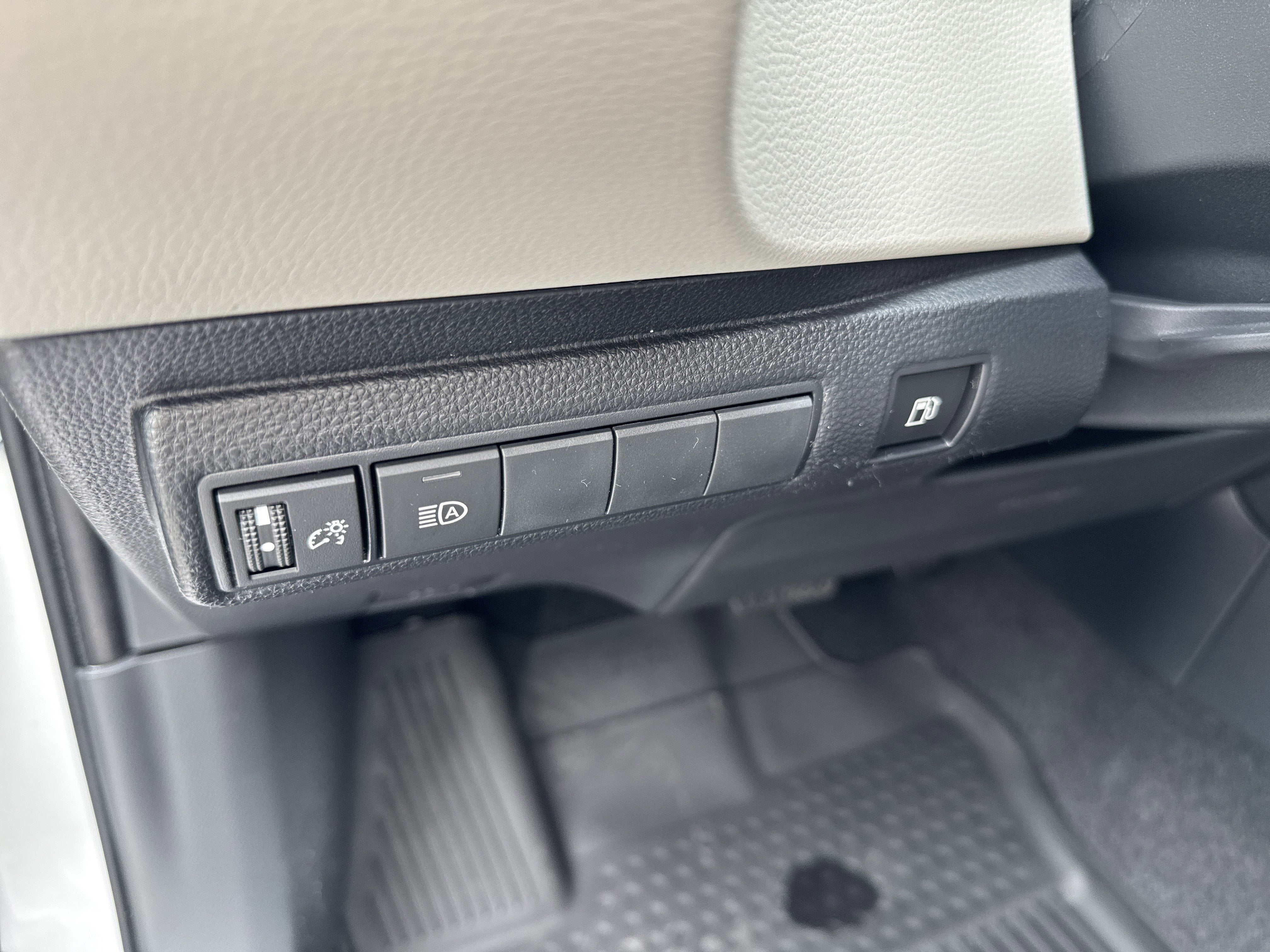 2026 Toyota Corolla Hybrid LE AWD