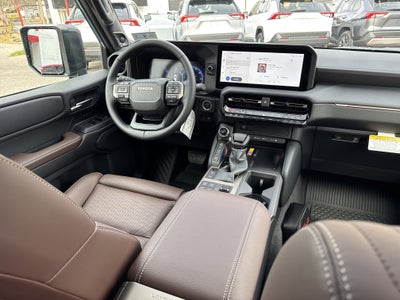 2026 Toyota Land Cruiser 4WD (Natl)