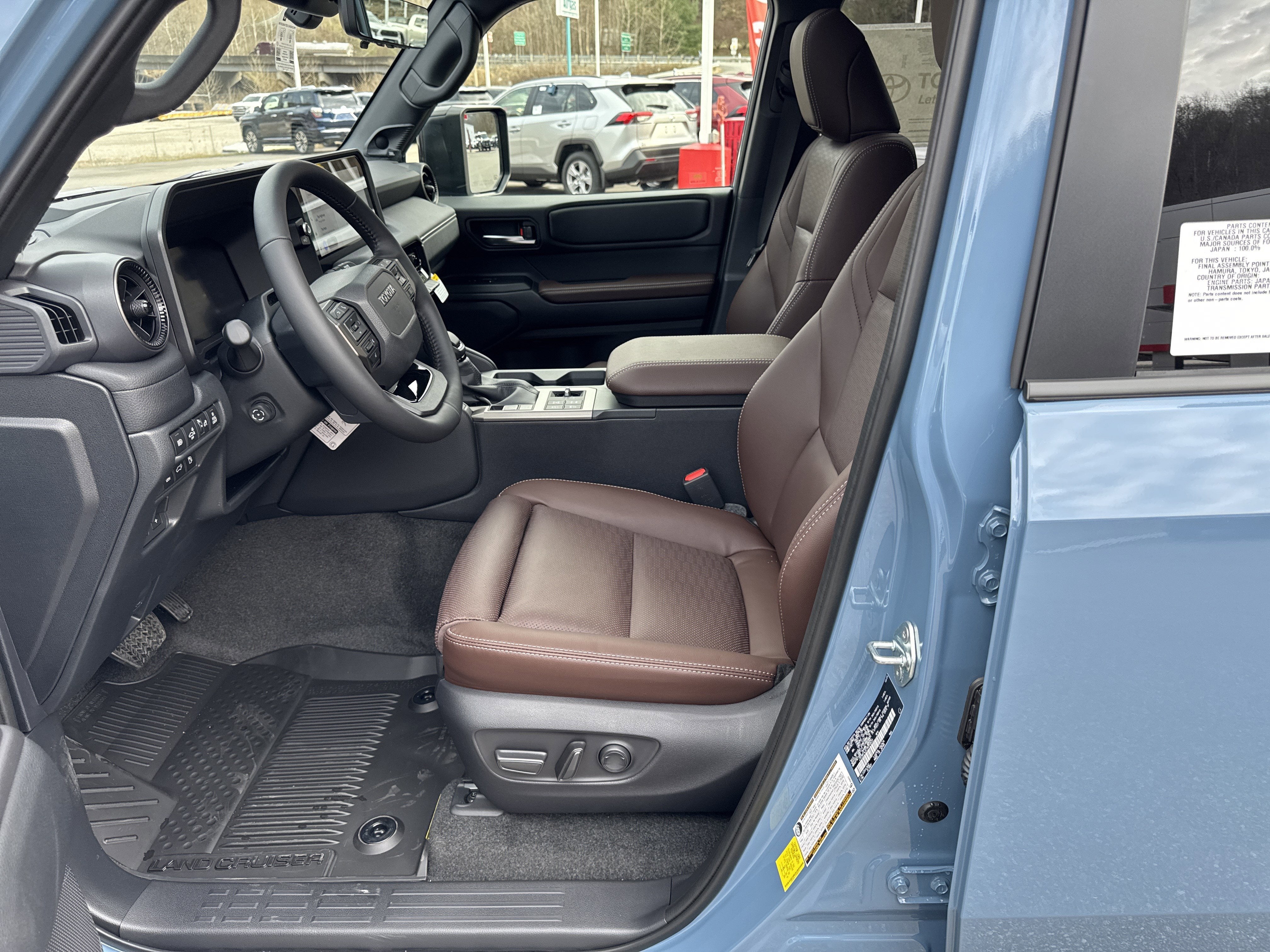 2026 Toyota Land Cruiser 4WD (Natl)