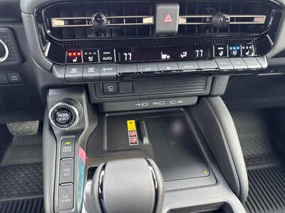 2026 Toyota Land Cruiser 4WD (Natl)