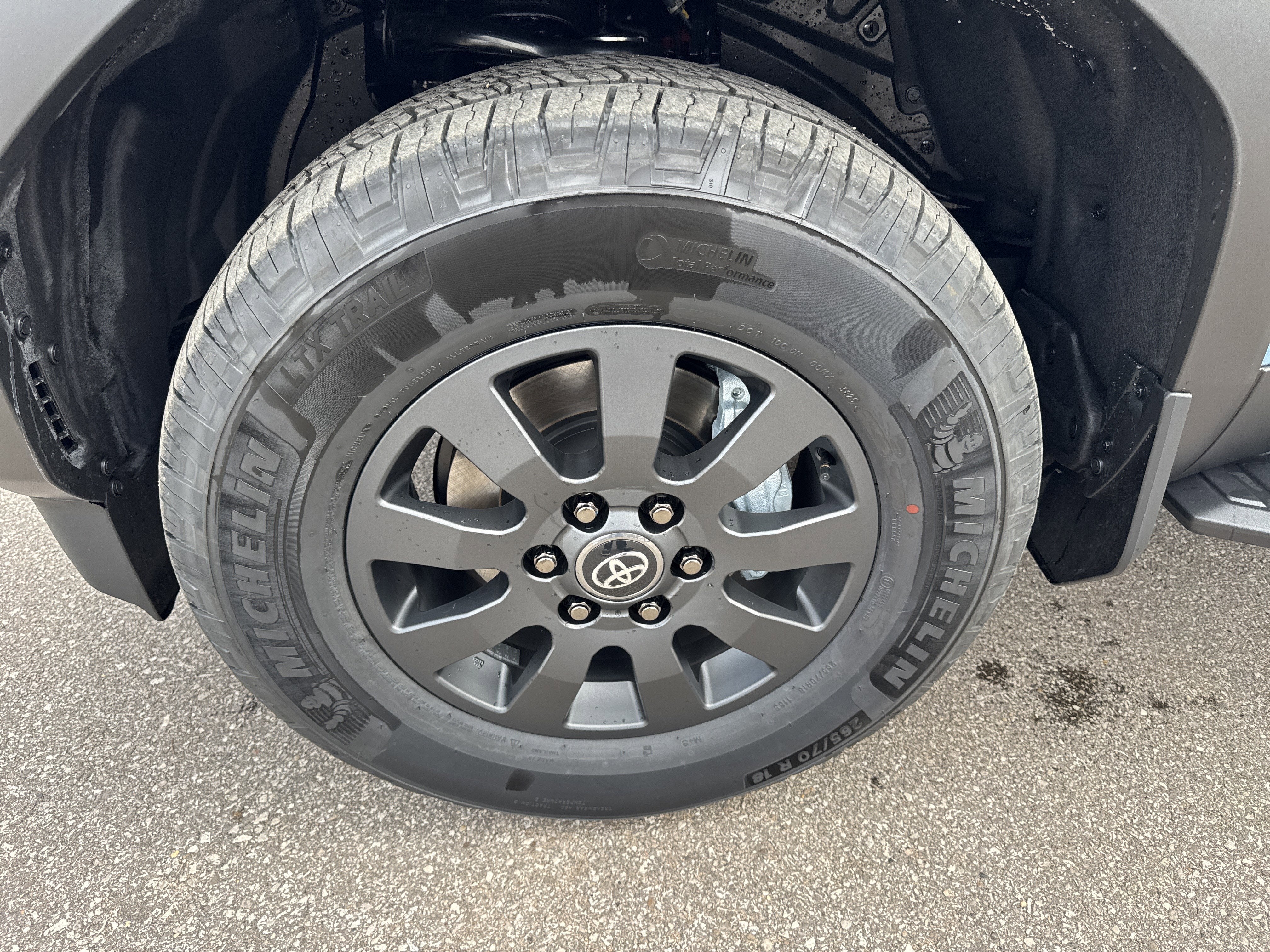 2026 Toyota Land Cruiser 4WD (Natl)