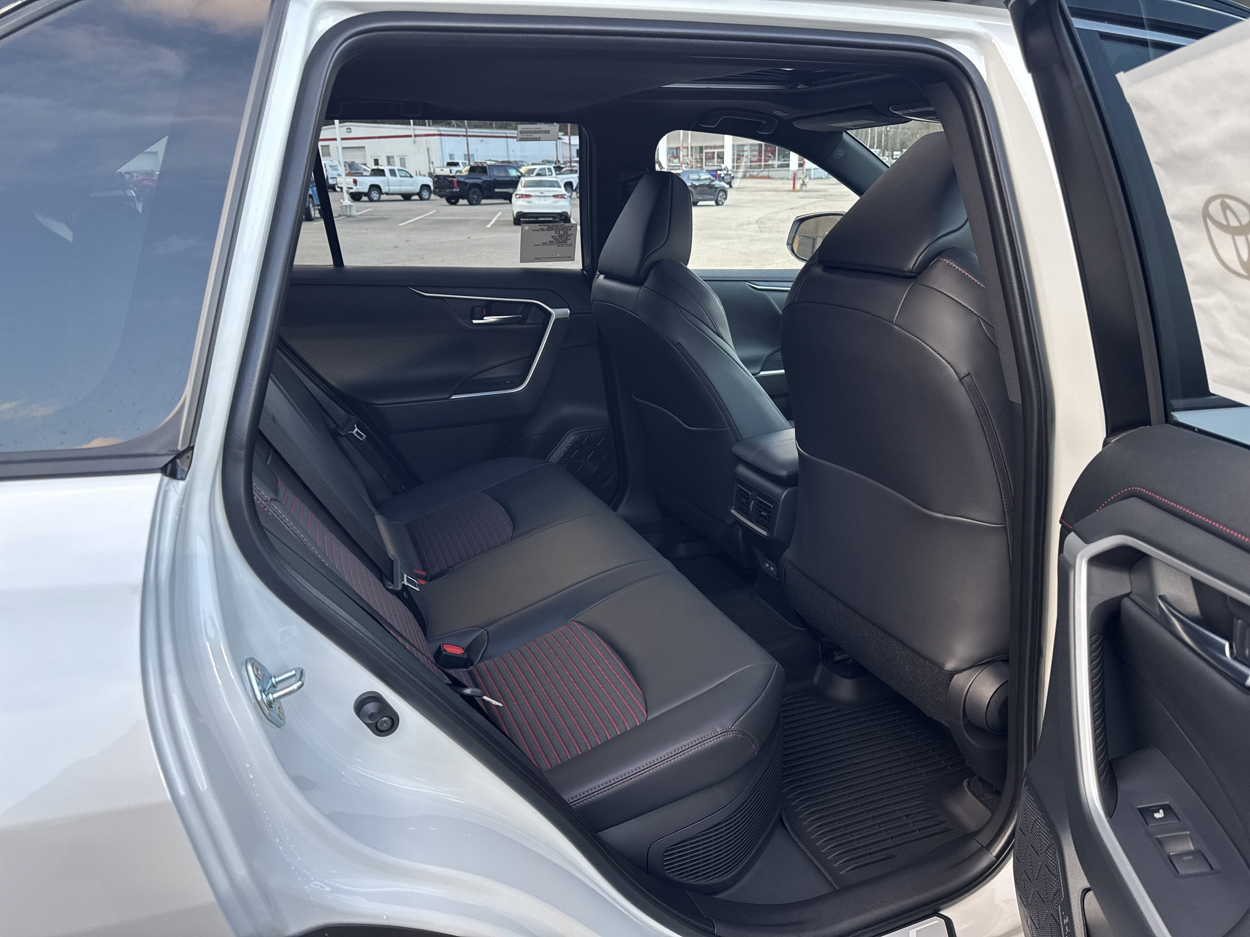 2025 Toyota RAV4 Plug-in Hybrid XSE