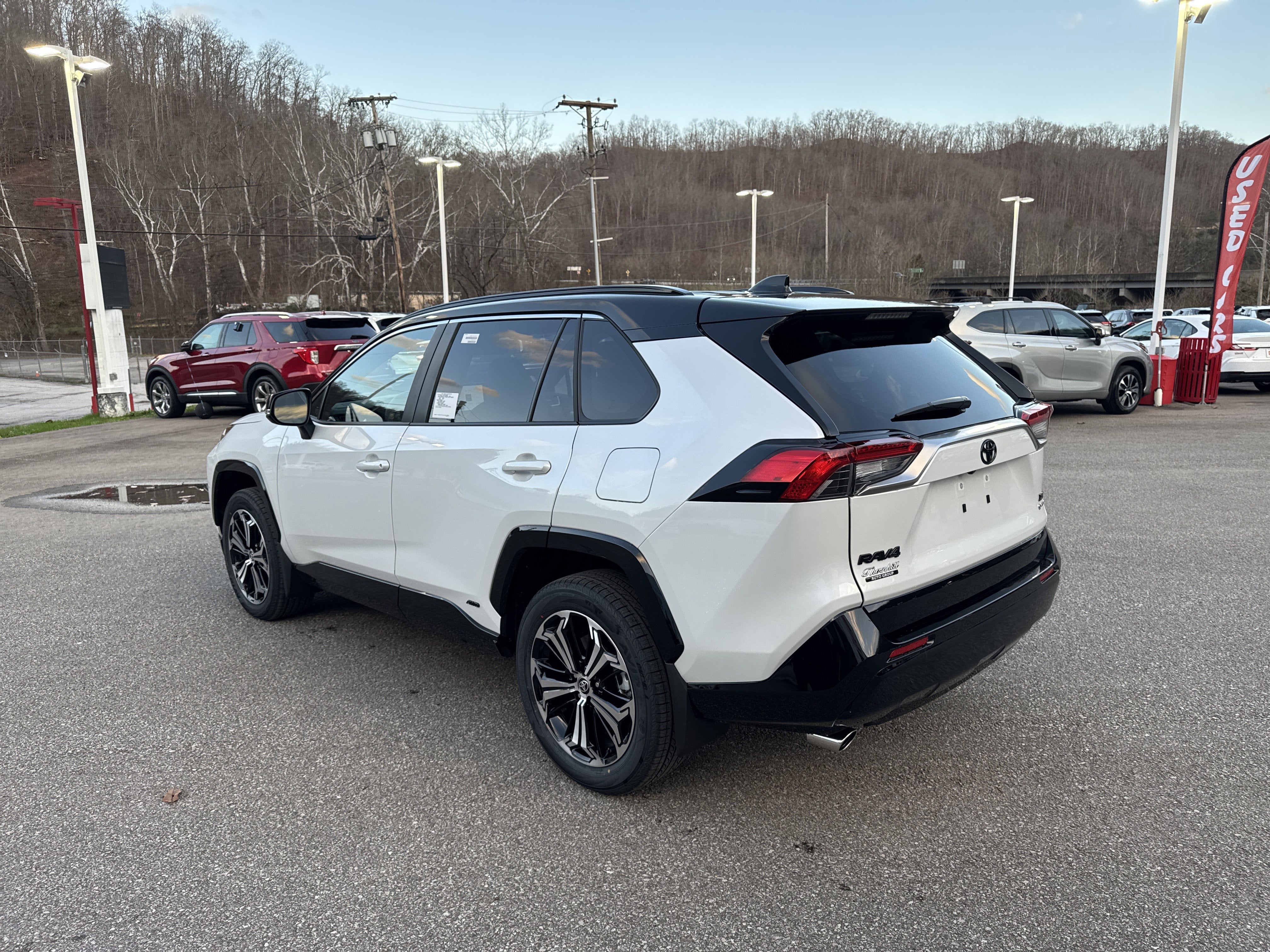 2025 Toyota RAV4 Plug-in Hybrid XSE